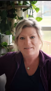 Headshot of Amy Schlageter